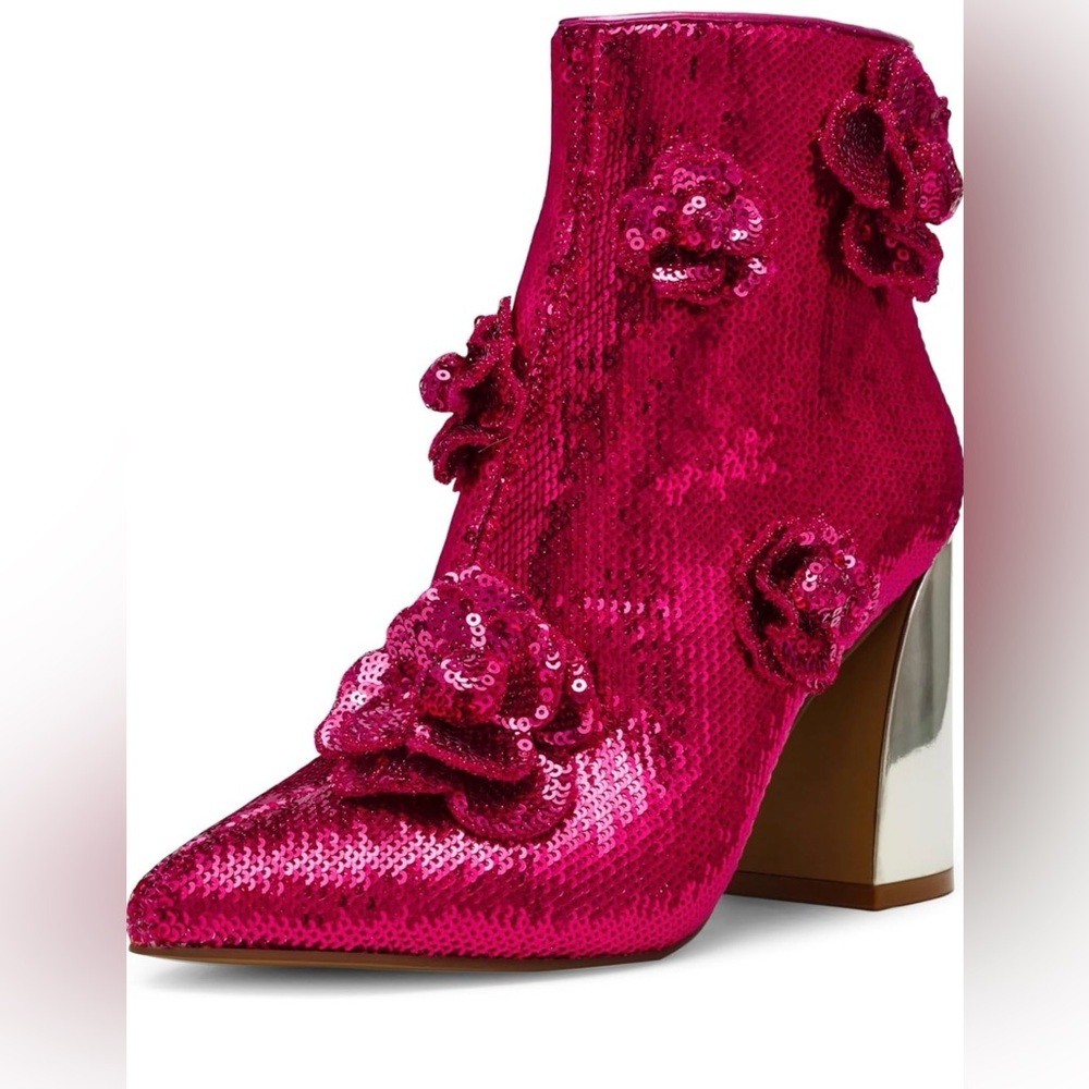 Betsey Johnson Women's Finlee Ankle Boot Fuchsia Sz 6